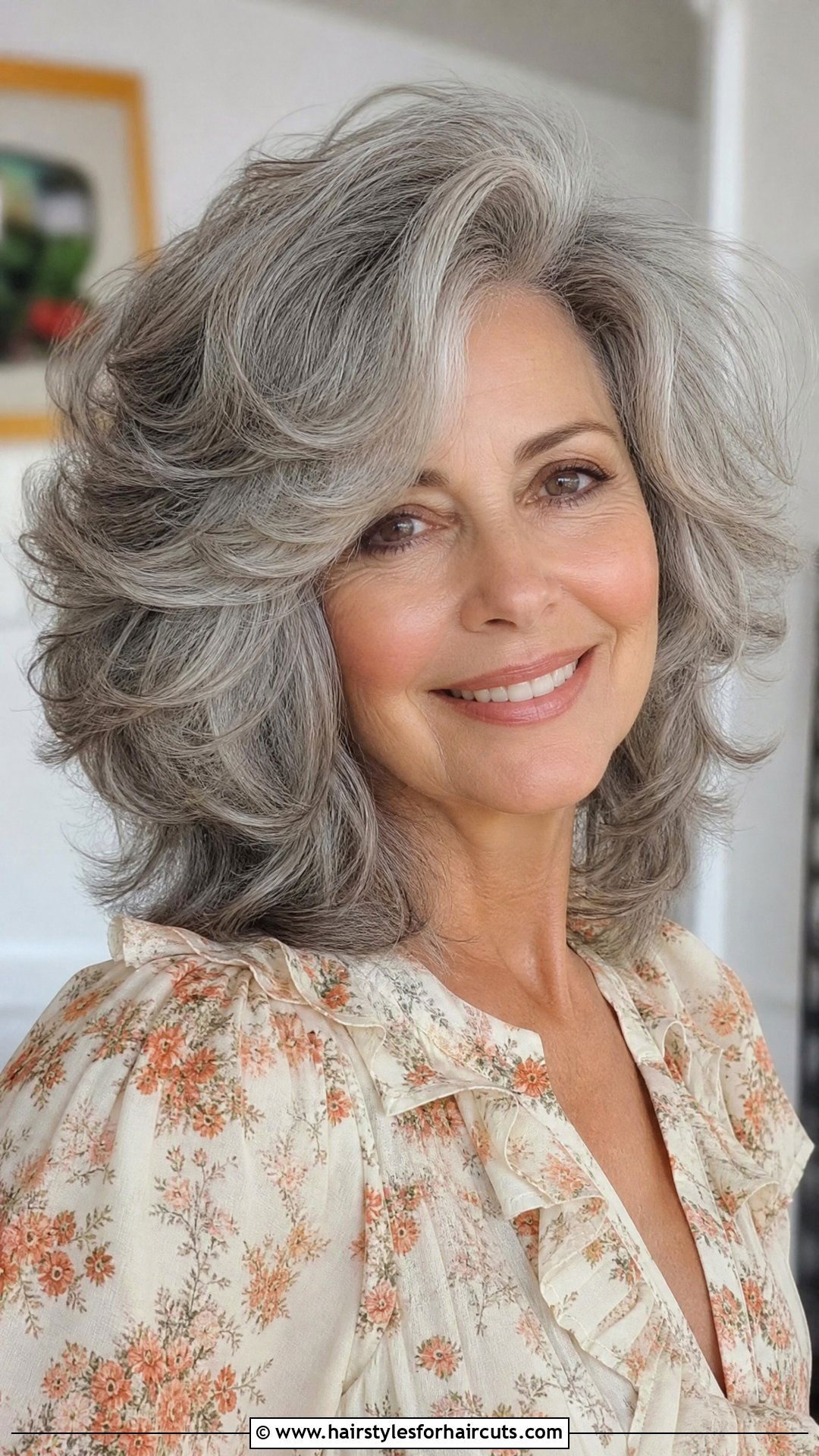Grey Feathered Haircut - 25 women grey hairstyles - 25 women grey hairstyles