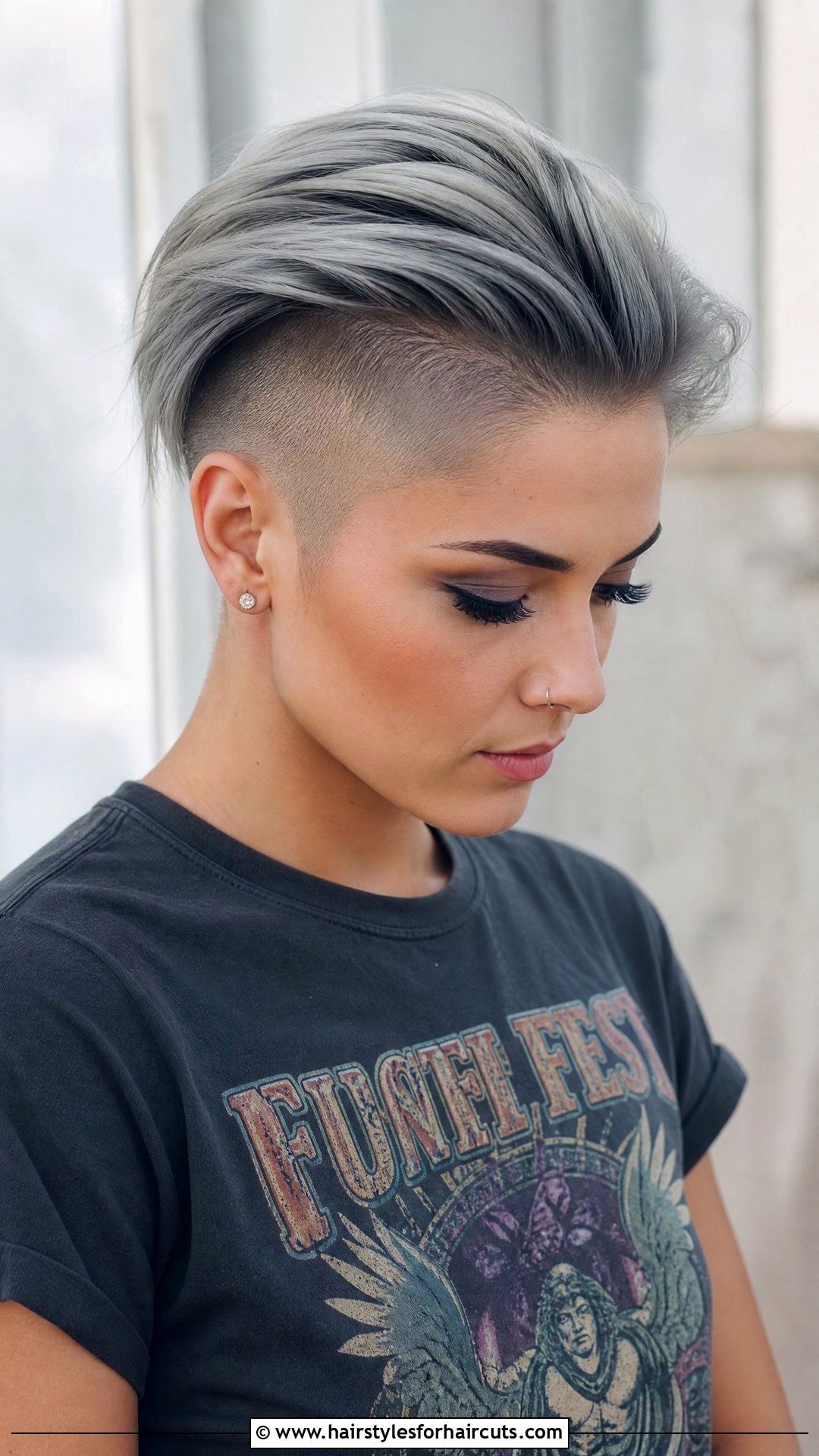 Grey Undercut - 25 women grey hairstyles - 25 women grey hairstyles