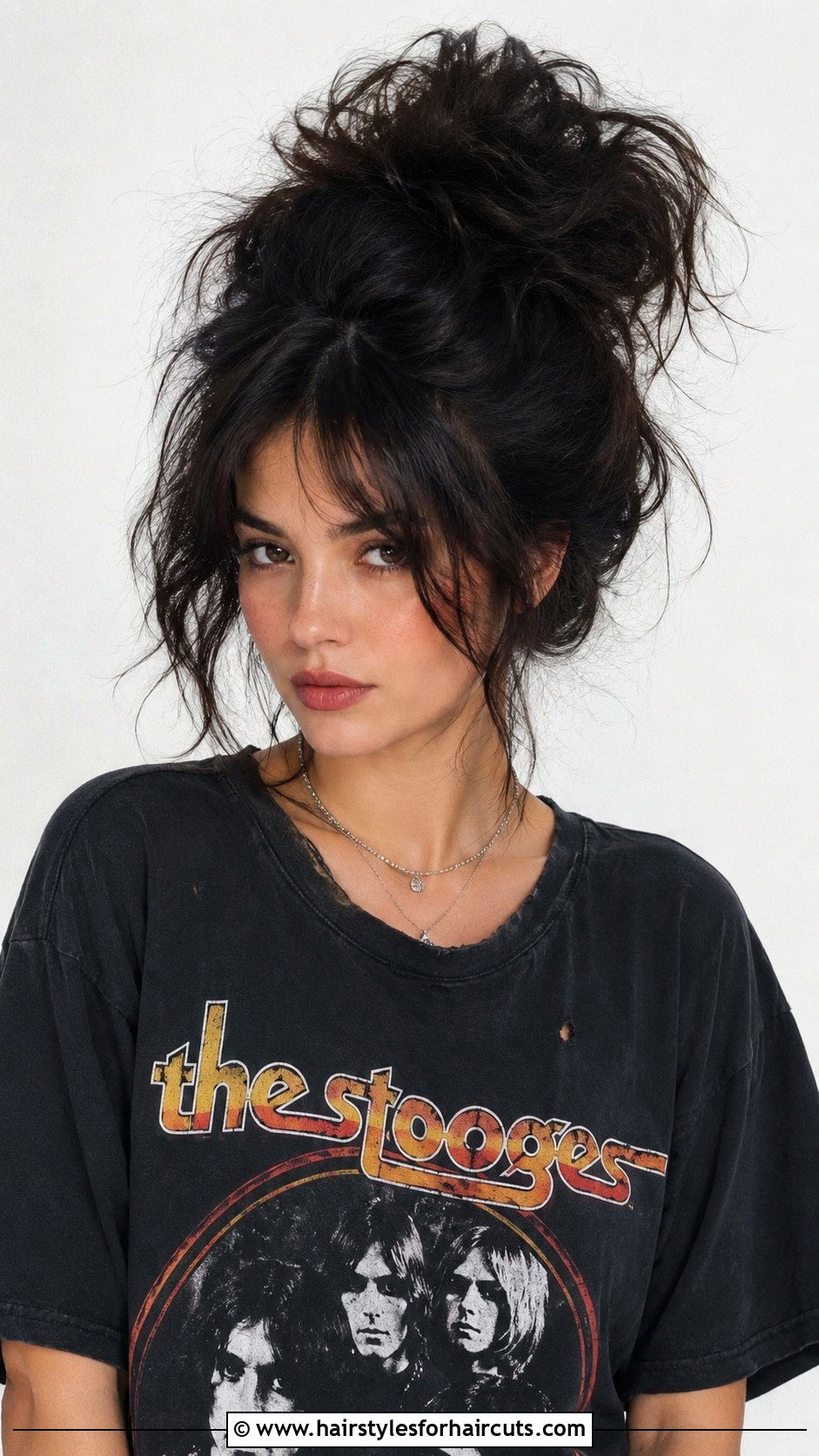 Grunge Flip Updo - 25 bed hairstyles - 25 bed hairstyles