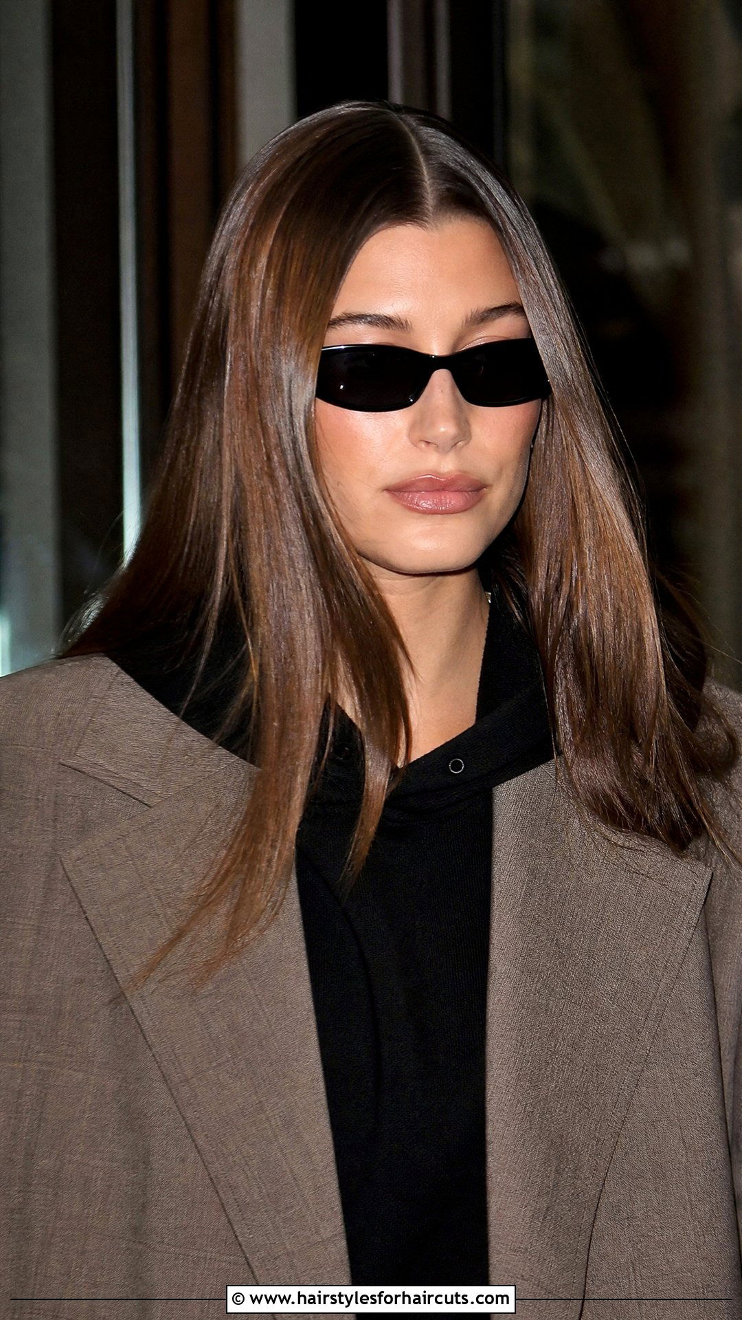 Hailey Bieber Glazed Straight Celebrity Long Hair - 25 celebrity hairstyles long hair - 25 celebrity hairstyles long hair