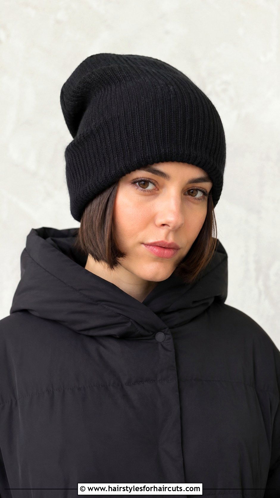 Hair Tucked In Beanie - 25 beanie hairstyles for long hair - 25 beanie hairstyles for long hair