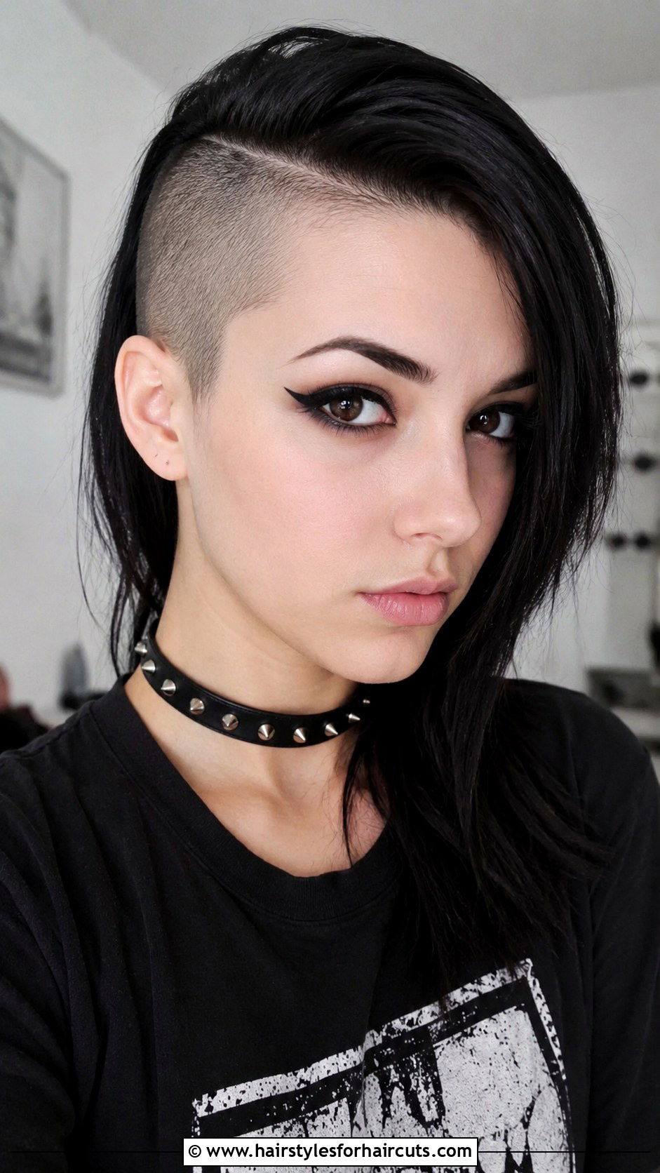 Half Shaved Emo Hairstyle - 25 emo hairstyles for short hair - 25 emo hairstyles for short hair