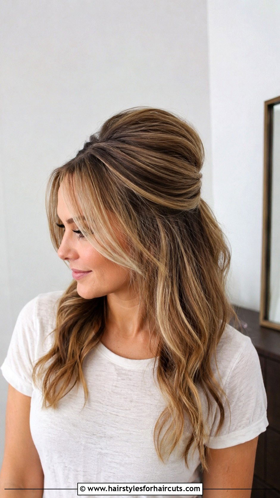 Half Up Beehive Hairstyle - 25 bee hive hairstyles - 25 bee hive hairstyles