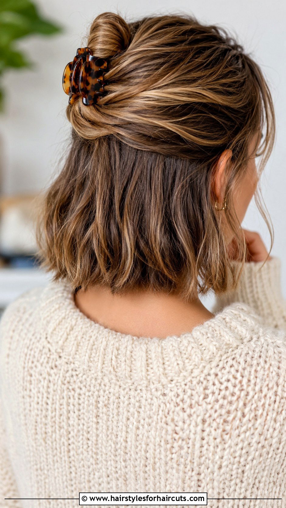 Half Up Claw Clip Short Hair - 25 half up hairstyles short hair - 25 half up hairstyles short hair