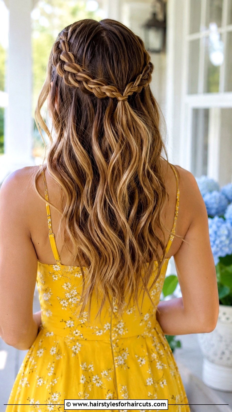 Half Up Double Braids - 25 beach hairstyles for medium hair - 25 beach hairstyles for medium hair