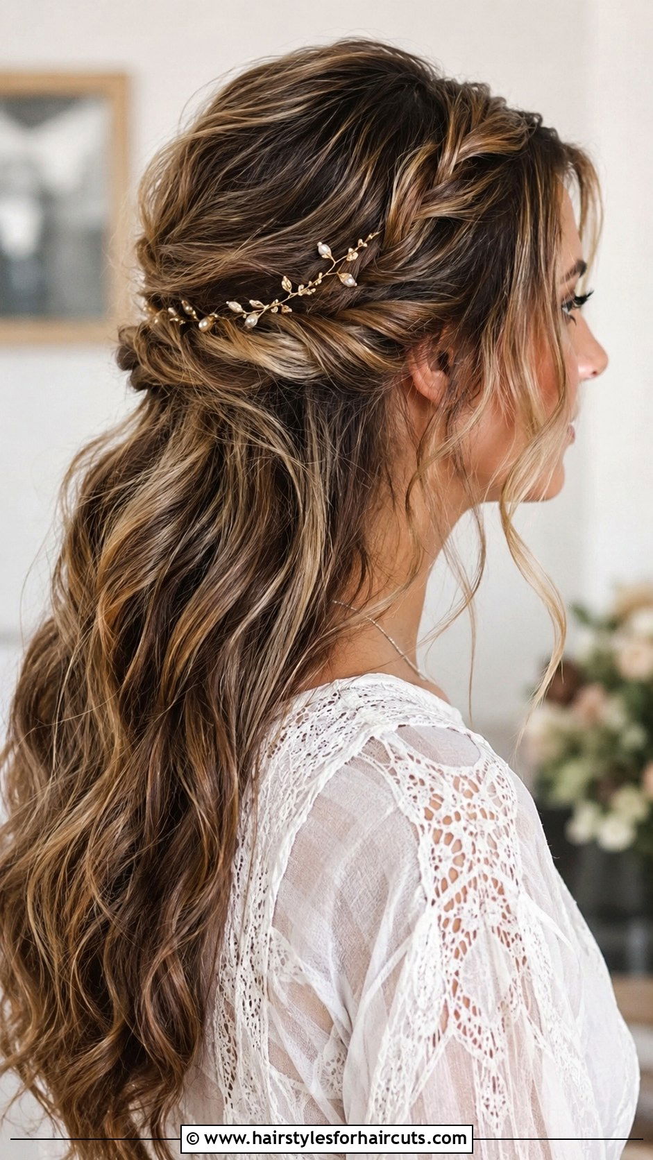 Half Up Fairy Twist Hairstyle - 25 fairy hairstyles - 25 fairy hairstyles