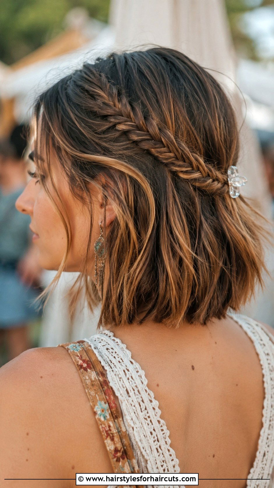 Half Up Fishtail Braid Short Hair - 25 short hair hairstyles with mini claw clips - 25 short hair hairstyles with mini claw clips