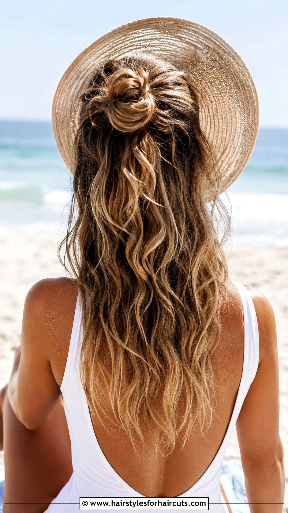 Half Up Half Down Beach Hair - 25 beach hairstyles - 25 beach hairstyles