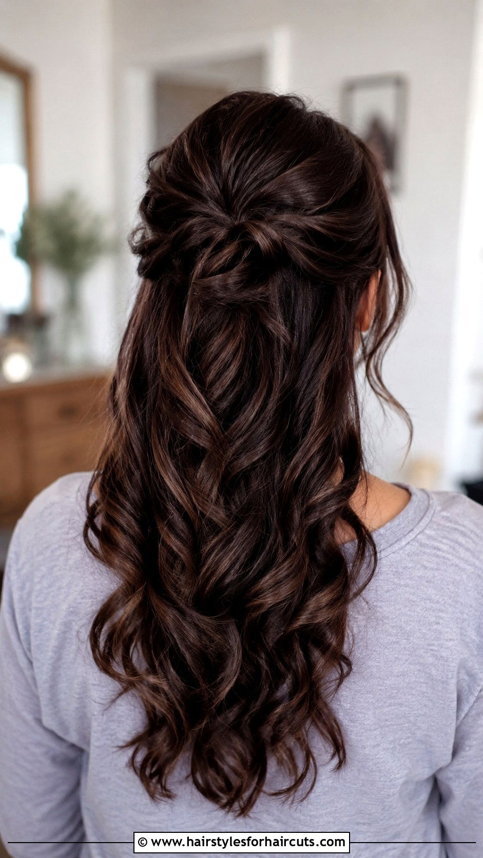 Half Up Half Down Curls - 25 country hairstyles - 25 country hairstyles