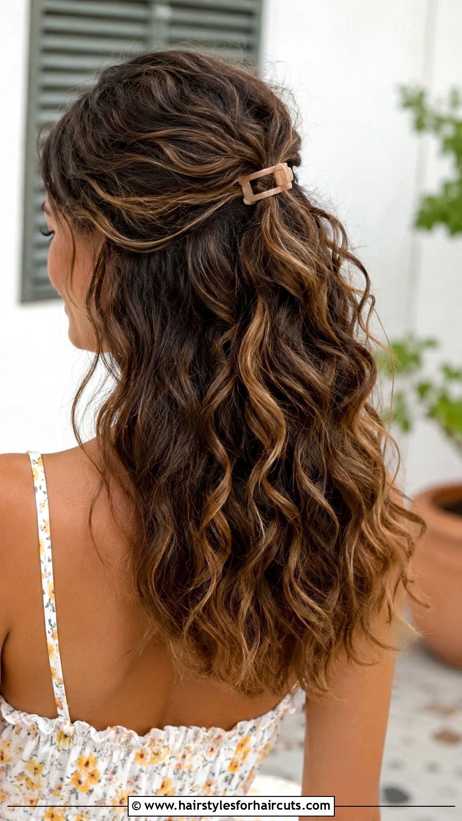 Half Up Half Down Curly Hair - 25 cute hairstyles for curly hair white girl - 25 cute hairstyles for curly hair white girl