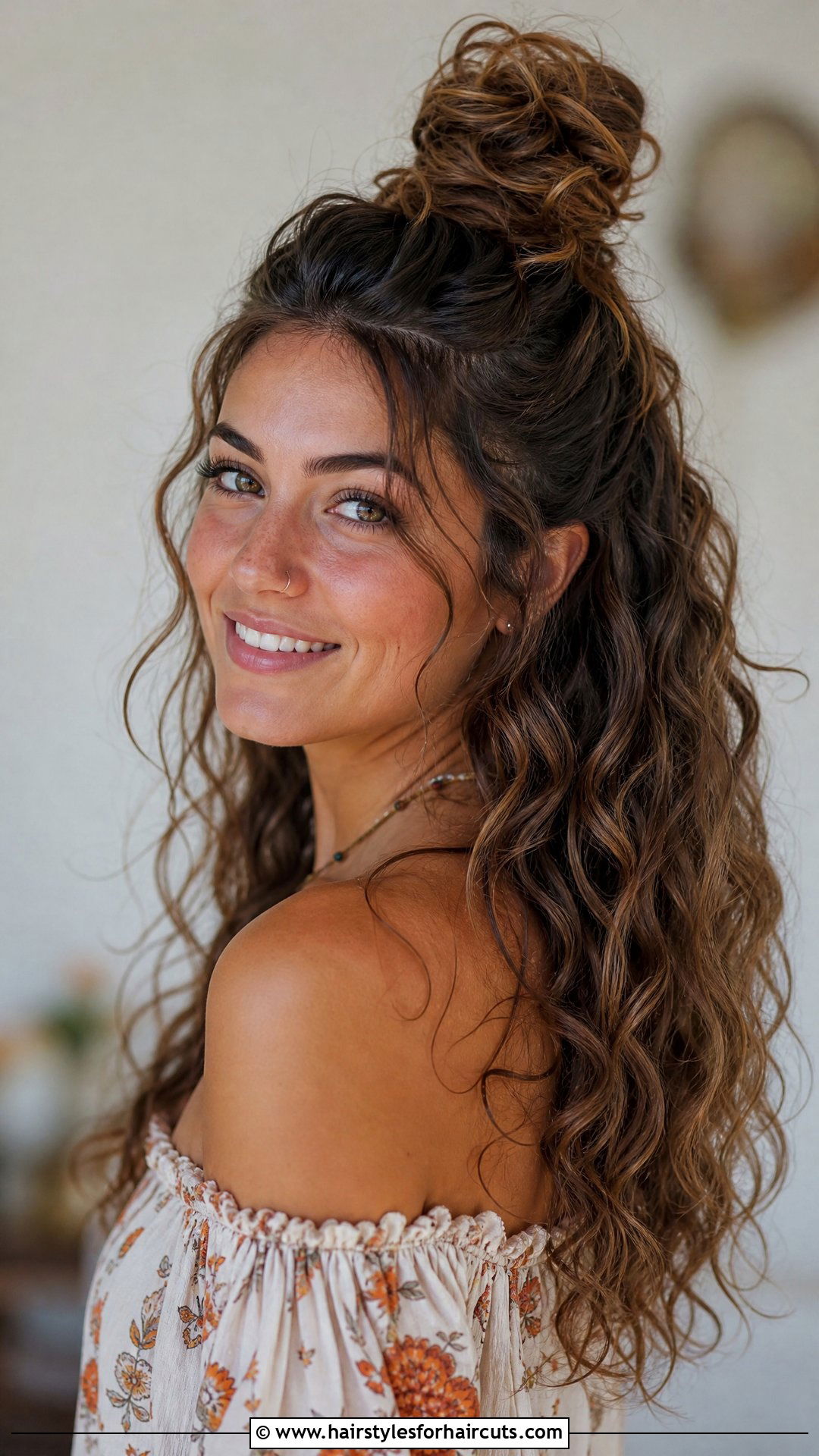 Half Up Half Down Curly Hairstyle - 25 woman curly hairstyles - 25 woman curly hairstyles