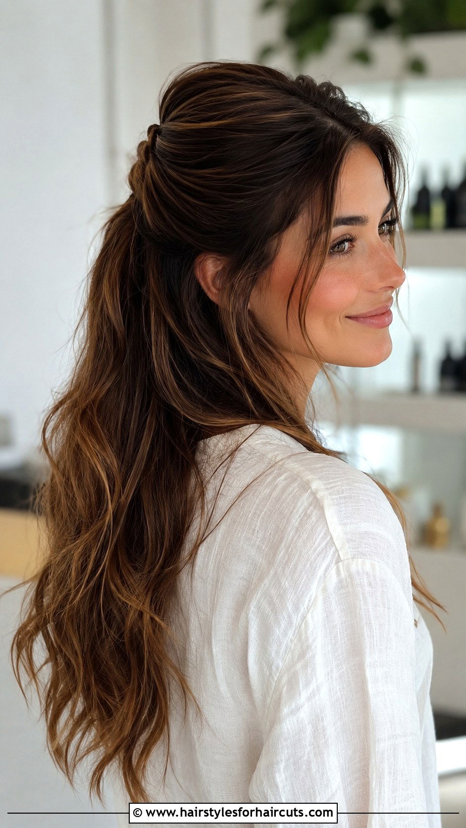 Half Up Half Down Ponytail - 25 hairstyles in a ponytail for long hair - 25 hairstyles in a ponytail for long hair
