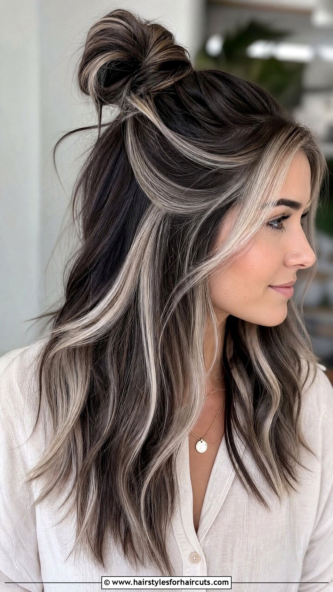 Half Up Half Down Raccoon Hair - 25 raccoon hairstyles - 25 raccoon hairstyles