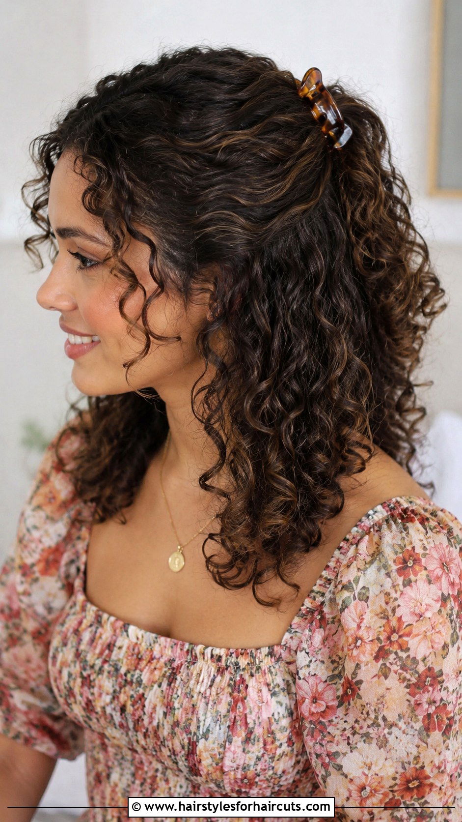 Half Up Half Down Short Curly Hair - 25 hairstyles ideas for short curly hair - 25 hairstyles ideas for short curly hair