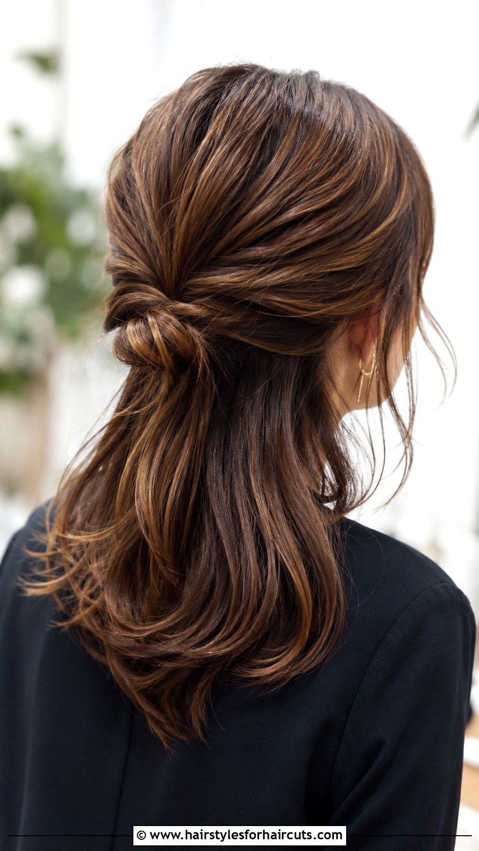 Half Up Low Bun Medium Hair - 25 half up hairstyles for medium length hair - 25 half up hairstyles for medium length hair