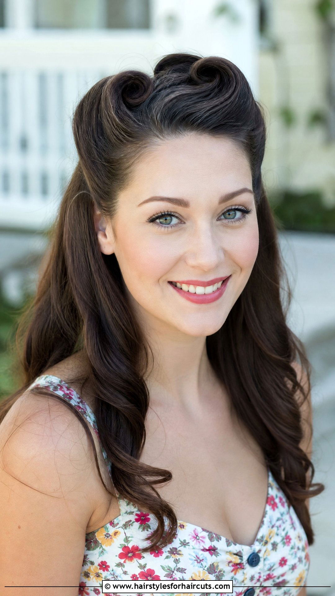 Half Up Victory Roll - 25 victory roll hairstyles - 25 victory roll hairstyles