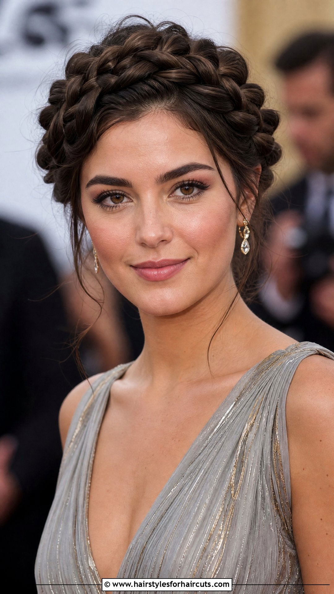 Halo Braid For Thick Hair - 25 braided hairstyles for thick hair - 25 braided hairstyles for thick hair