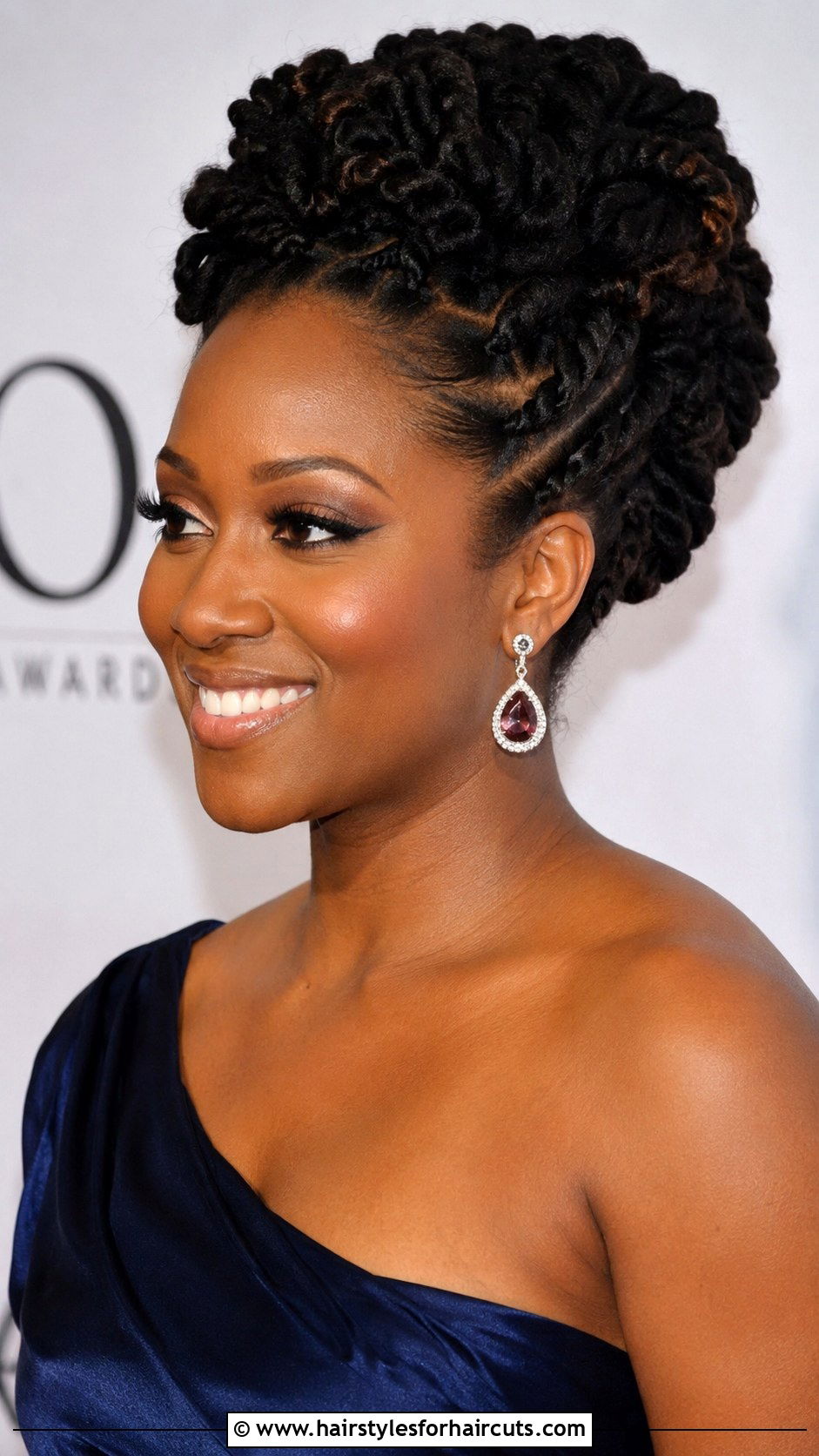 Havana Twists Updo - 25 easy hairstyles for thick hair black girl - 25 easy hairstyles for thick hair black girl