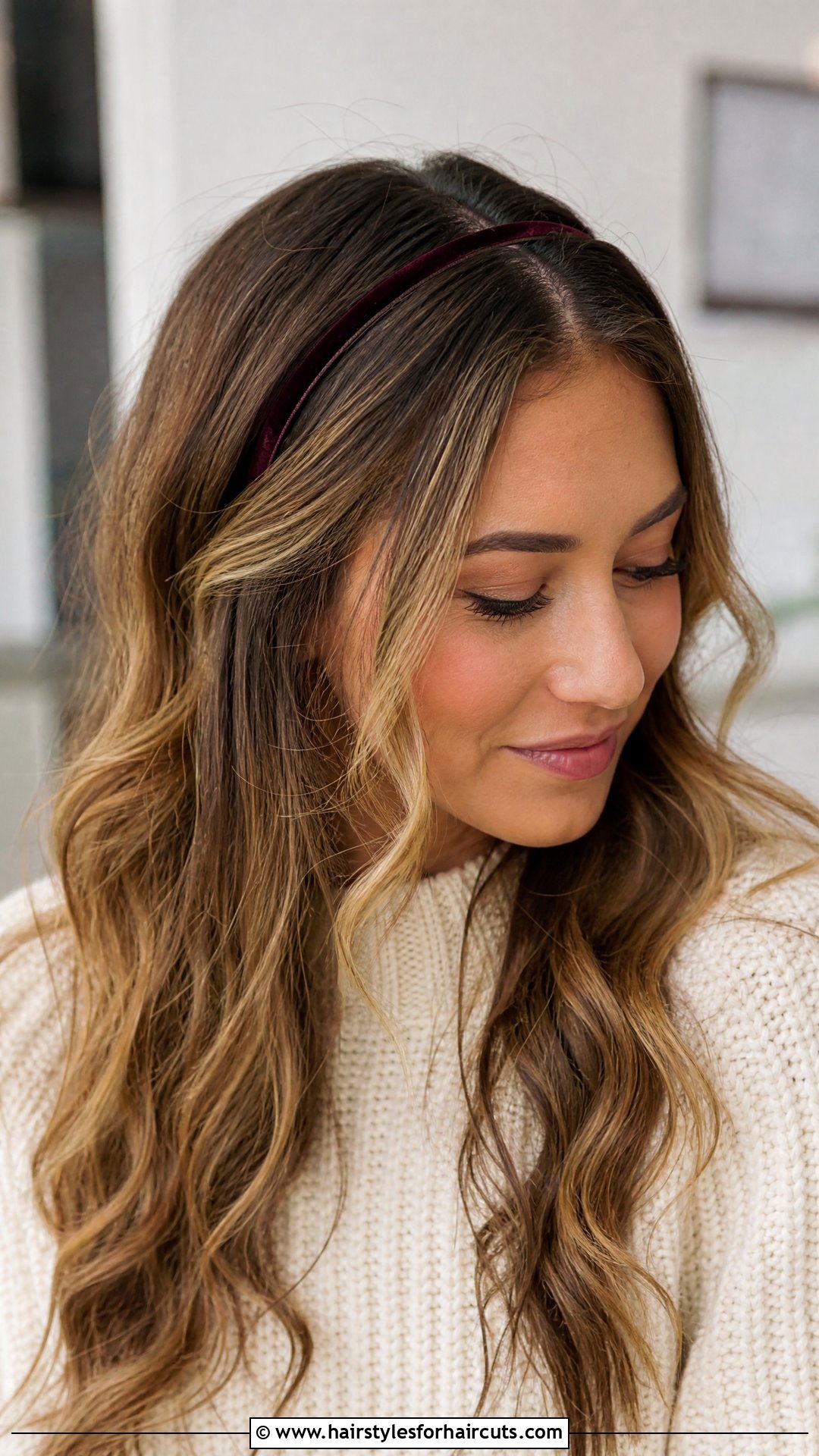 Headband With Loose Waves - 25 headband hairstyles - 25 headband hairstyles
