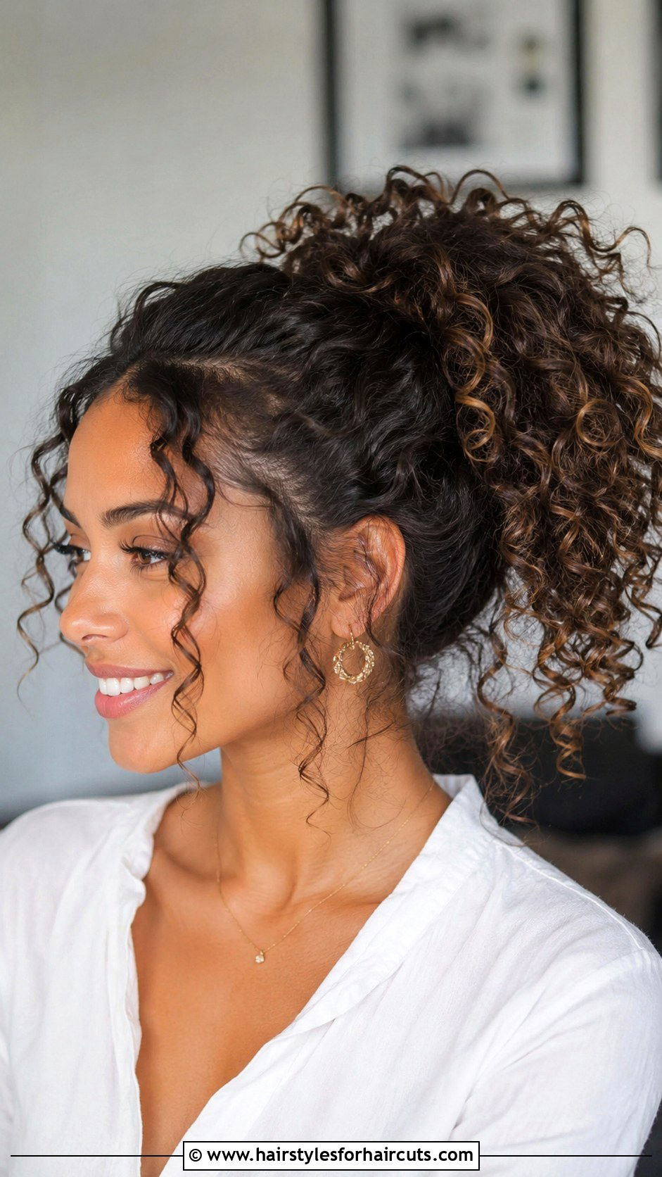 High Curly Ponytail With Face Framing Pieces - 25 graduation hairstyles for curly hair - 25 graduation hairstyles for curly hair
