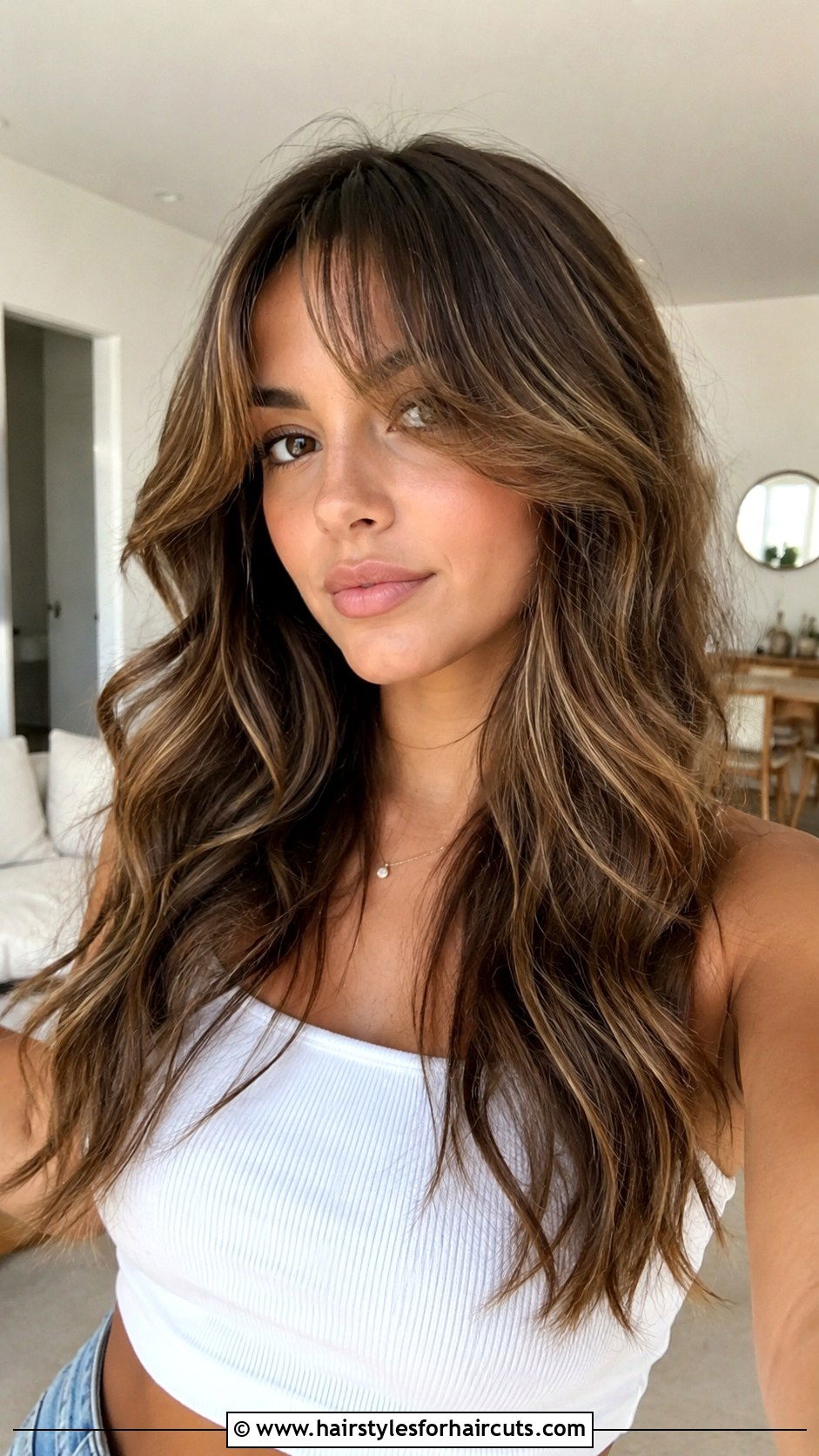 High Ponytail With Beach Wave Ends - 25 beach wave hairstyles for long hair - 25 beach wave hairstyles for long hair