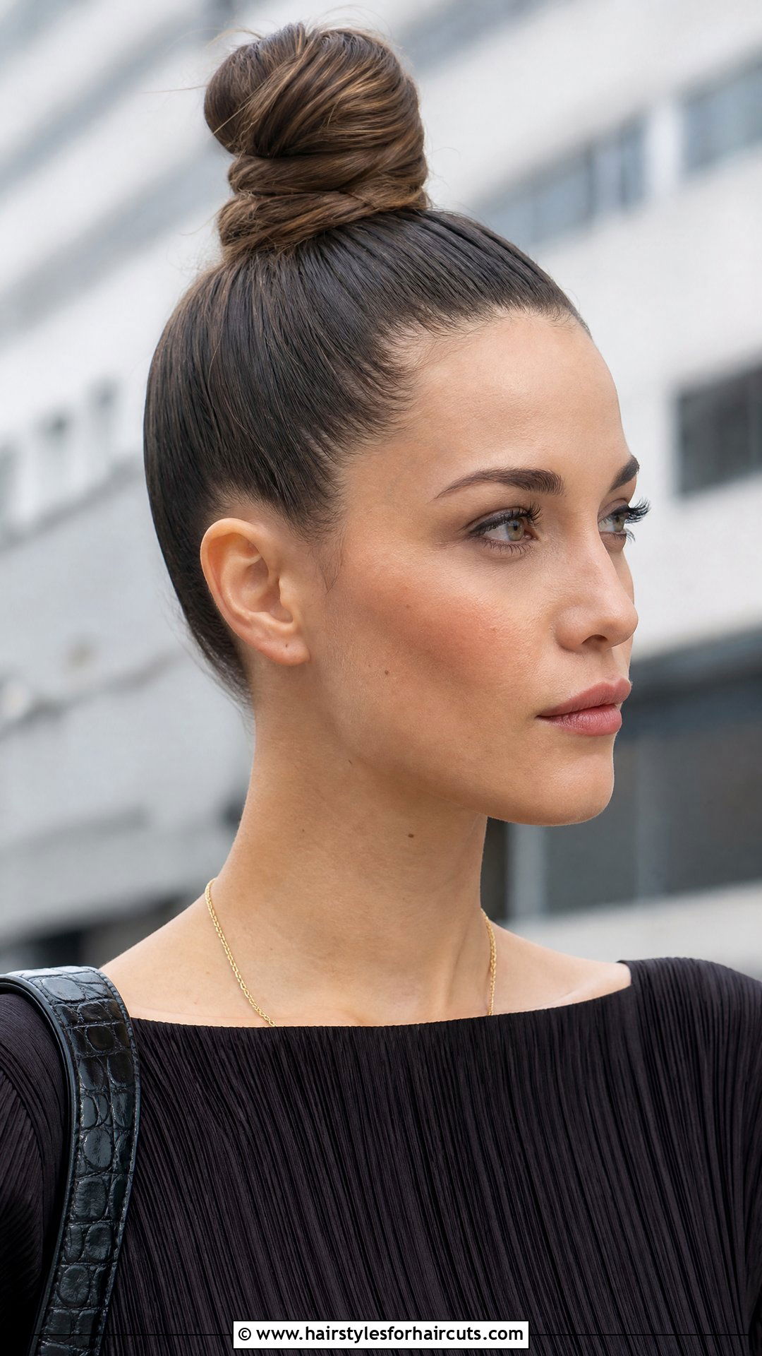 High Topknot Wedding Guest Straight Hair - 25 wedding guest hairstyles straight hair - 25 wedding guest hairstyles straight hair