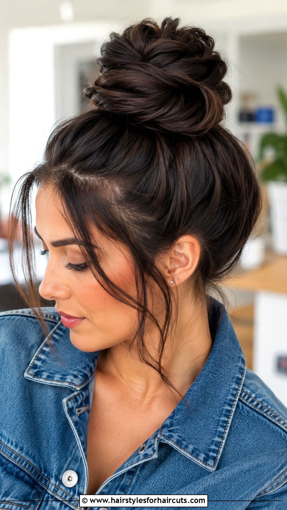 High Twisted Bun - 25 bun hairstyles for short hair - 25 bun hairstyles for short hair