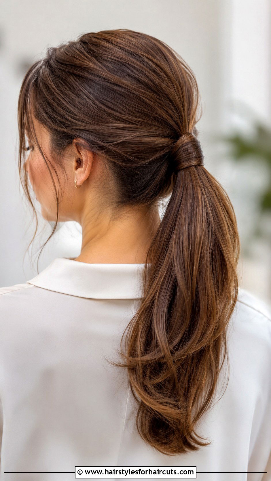 High Voluminous Ponytail - 25 hairstyles to hide bangs - 25 hairstyles to hide bangs