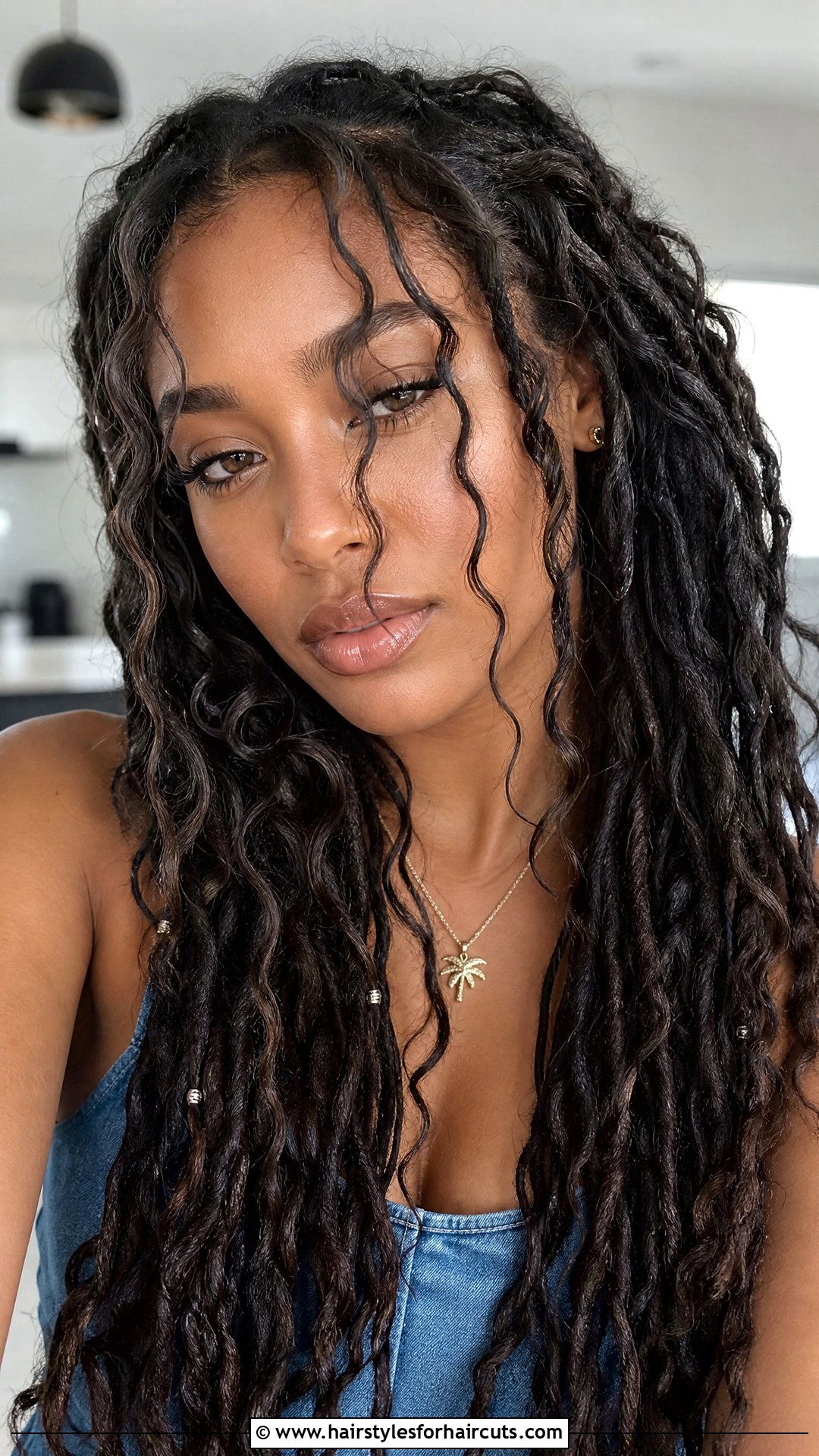 Hippie Locs With Face Framing Bangs - 25 crochet hairstyles with bangs - 25 crochet hairstyles with bangs