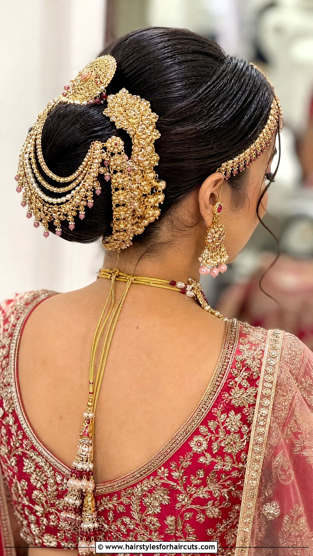 Indian Bridal Juda With Accessories - 25 indian hairstyles girl - 25 indian hairstyles girl