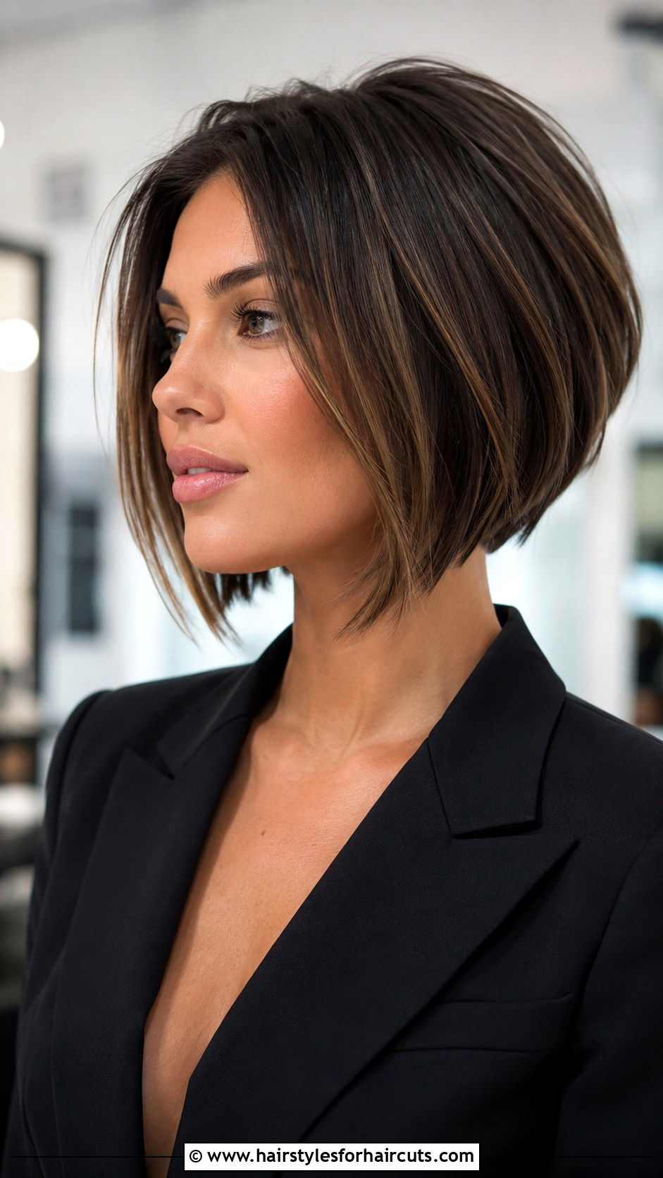 Inverted Bob - 25 hairstyles of ladies - 25 hairstyles of ladies
