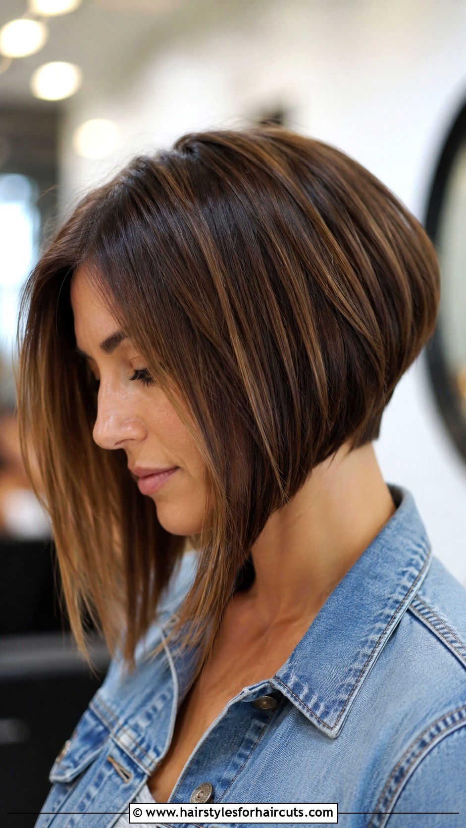 Inverted Bob - 25 low maintenance thick hair short bob haircuts - 25 low maintenance thick hair short bob haircuts