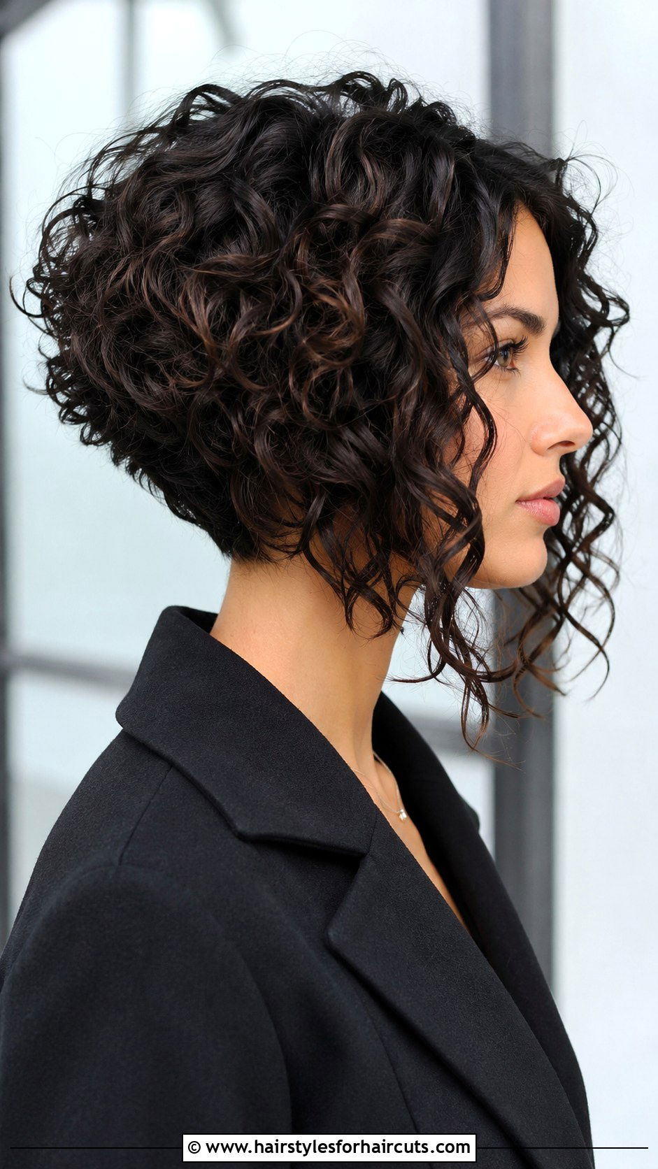 Inverted Bob For Curly Hair - 25 alt haircuts for curly hair - 25 alt haircuts for curly hair