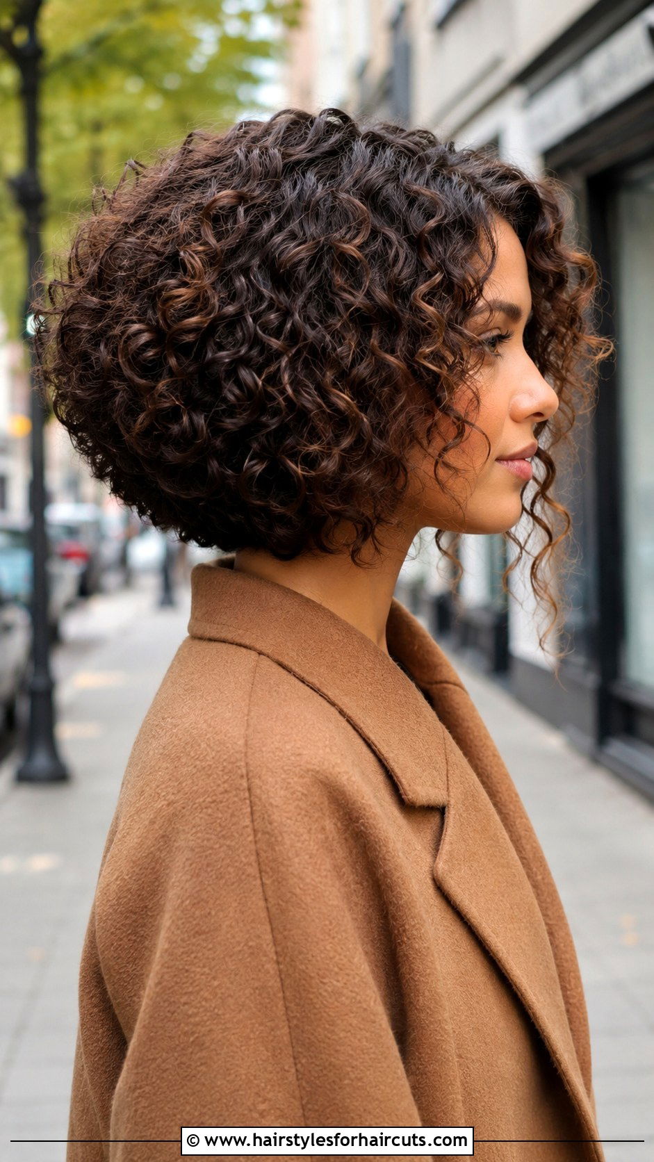 Inverted Bob For Curly Hair - 25 best hairstyles for wavy curly hair - 25 best hairstyles for wavy curly hair