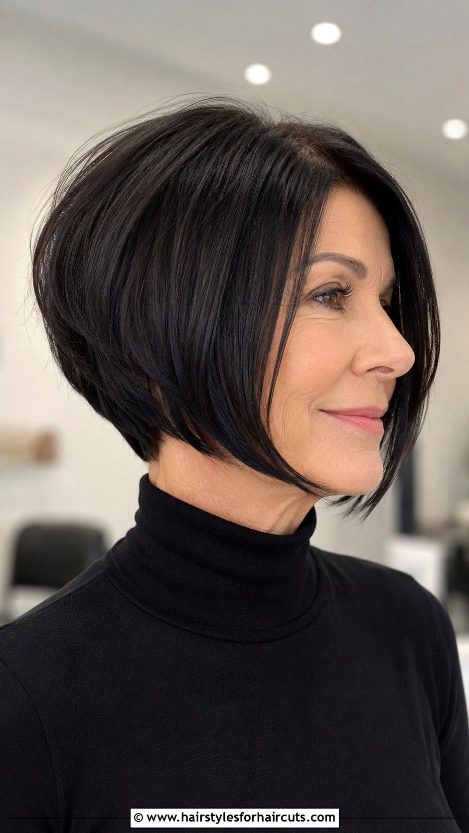 Inverted Bob Haircut - 25 best short haircuts for older women - 25 best short haircuts for older women