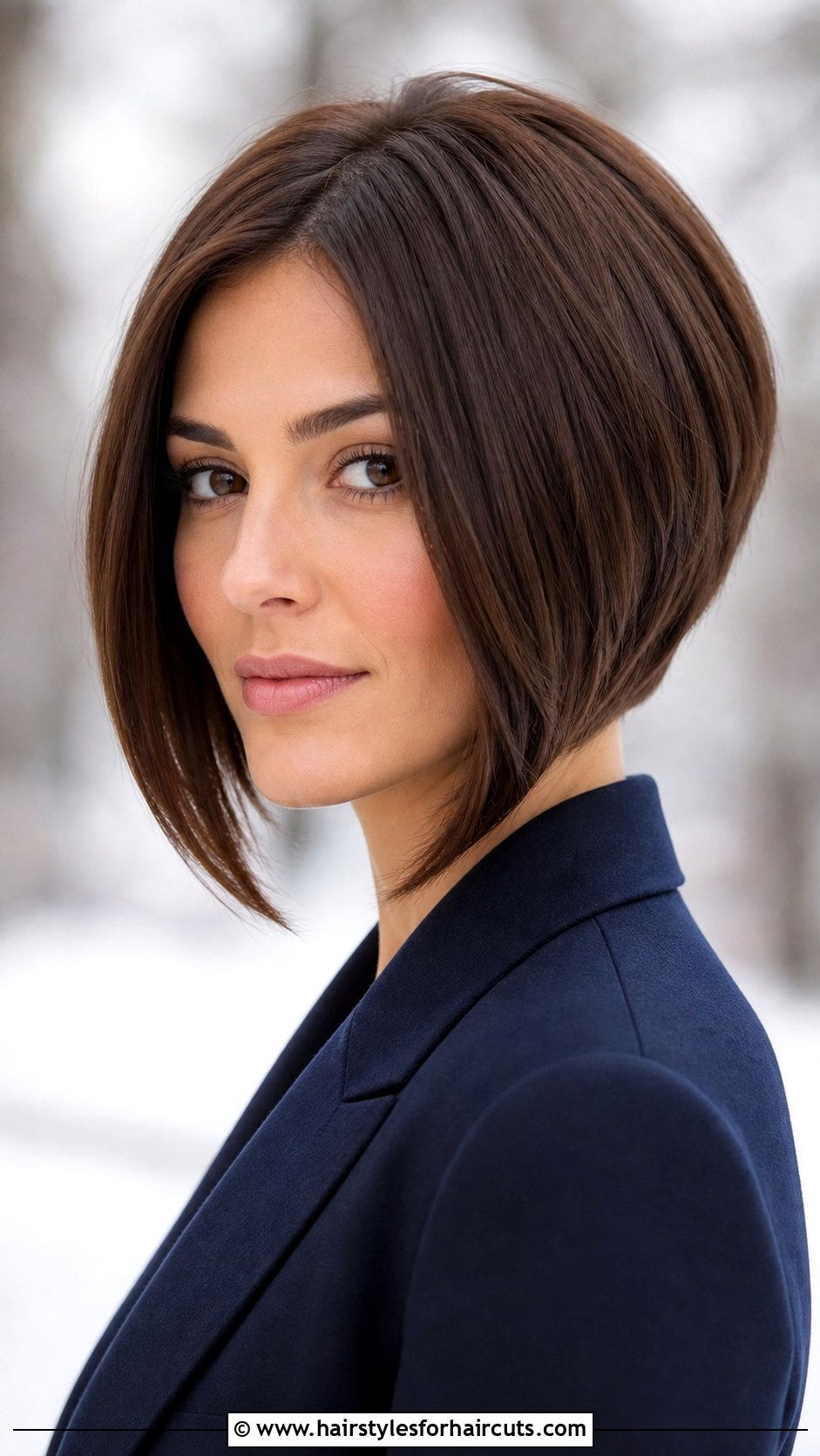 Inverted Bob Haircut - 25 short hair womens haircuts - 25 short hair women's haircuts