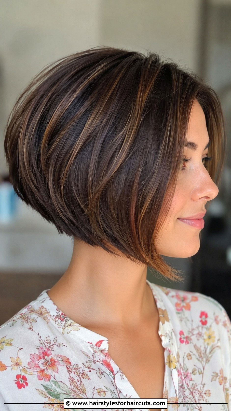 Inverted Bob Haircut - 25 short haircuts - 25 short haircuts