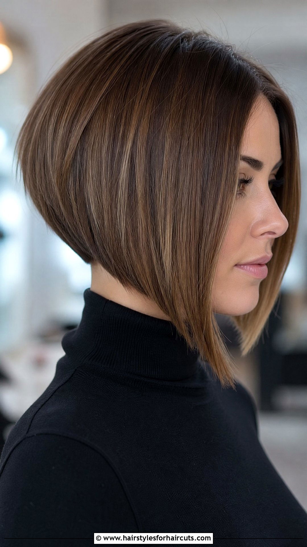 Inverted Bob Medium Haircut - 25 medium haircuts women - 25 medium haircuts women
