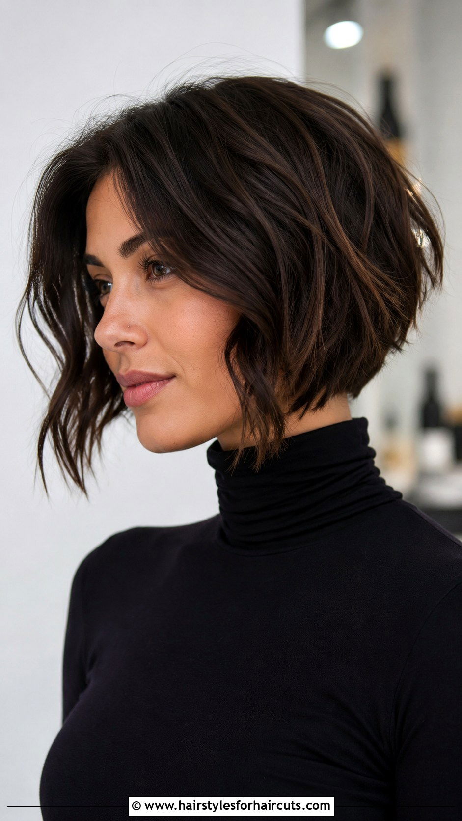 Inverted Short Bob Wavy Hair - 25 short bob haircuts for wavy hair - 25 short bob haircuts for wavy hair