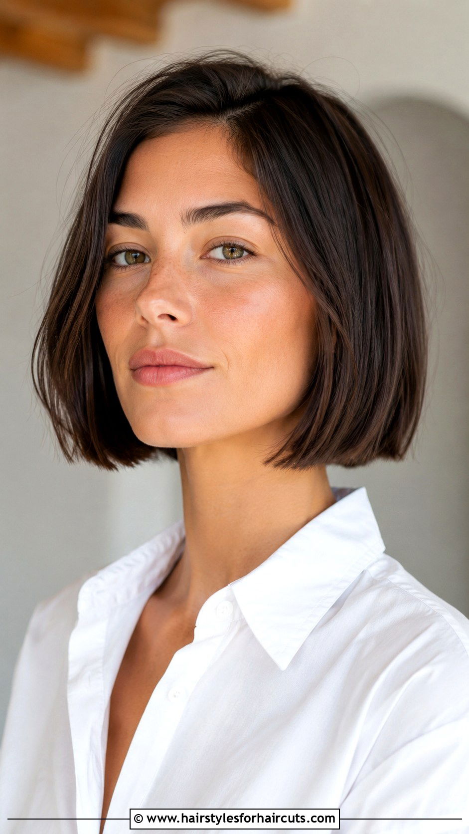 Jaw Length Bob - 25 short hairstyles for straight fine hair - 25 short hairstyles for straight fine hair