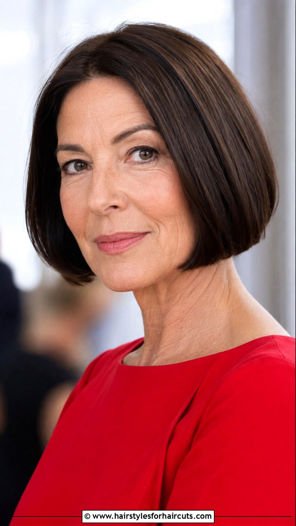 Jaw Length Bob - 25 bob haircuts for over 50 - 25 bob haircuts for over 50