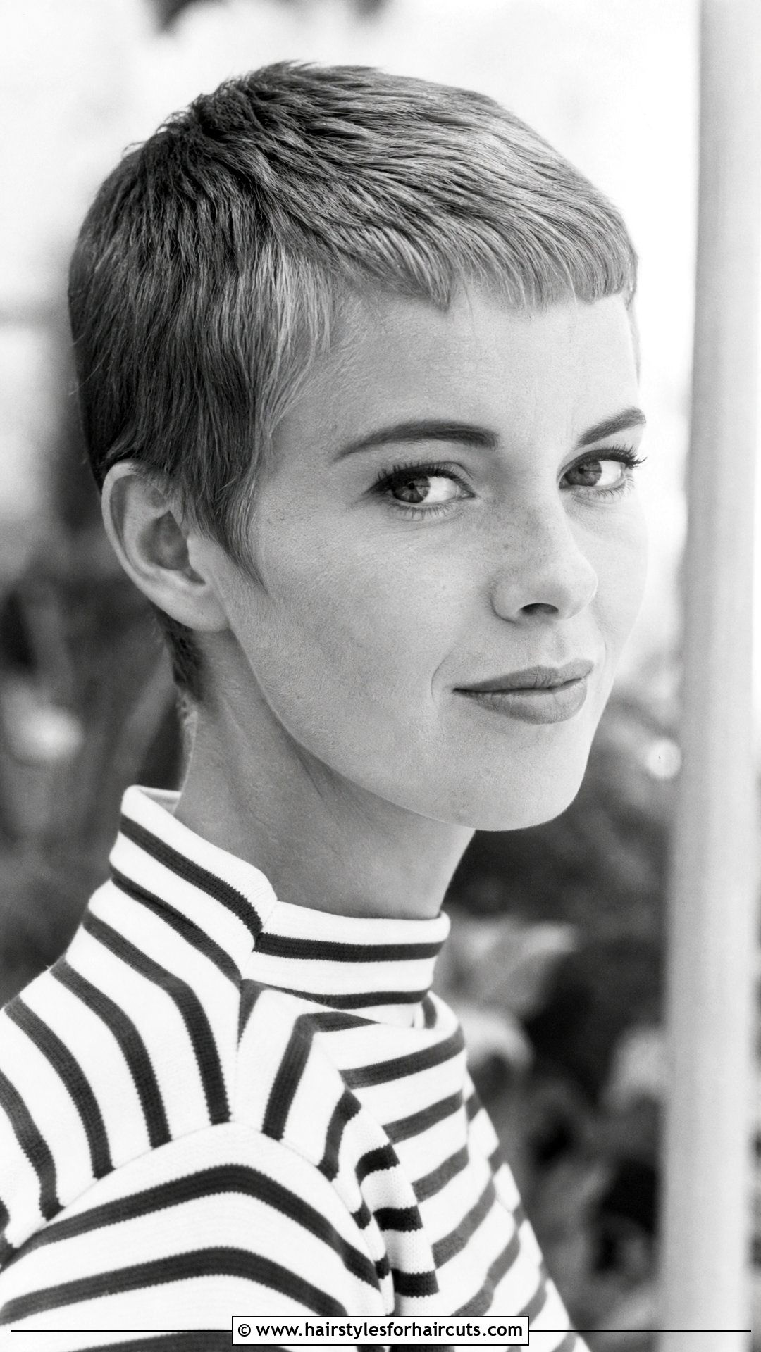 Jean Seberg Pixie Cut - 25 short hair 60s hairstyles - 25 short hair 60s hairstyles
