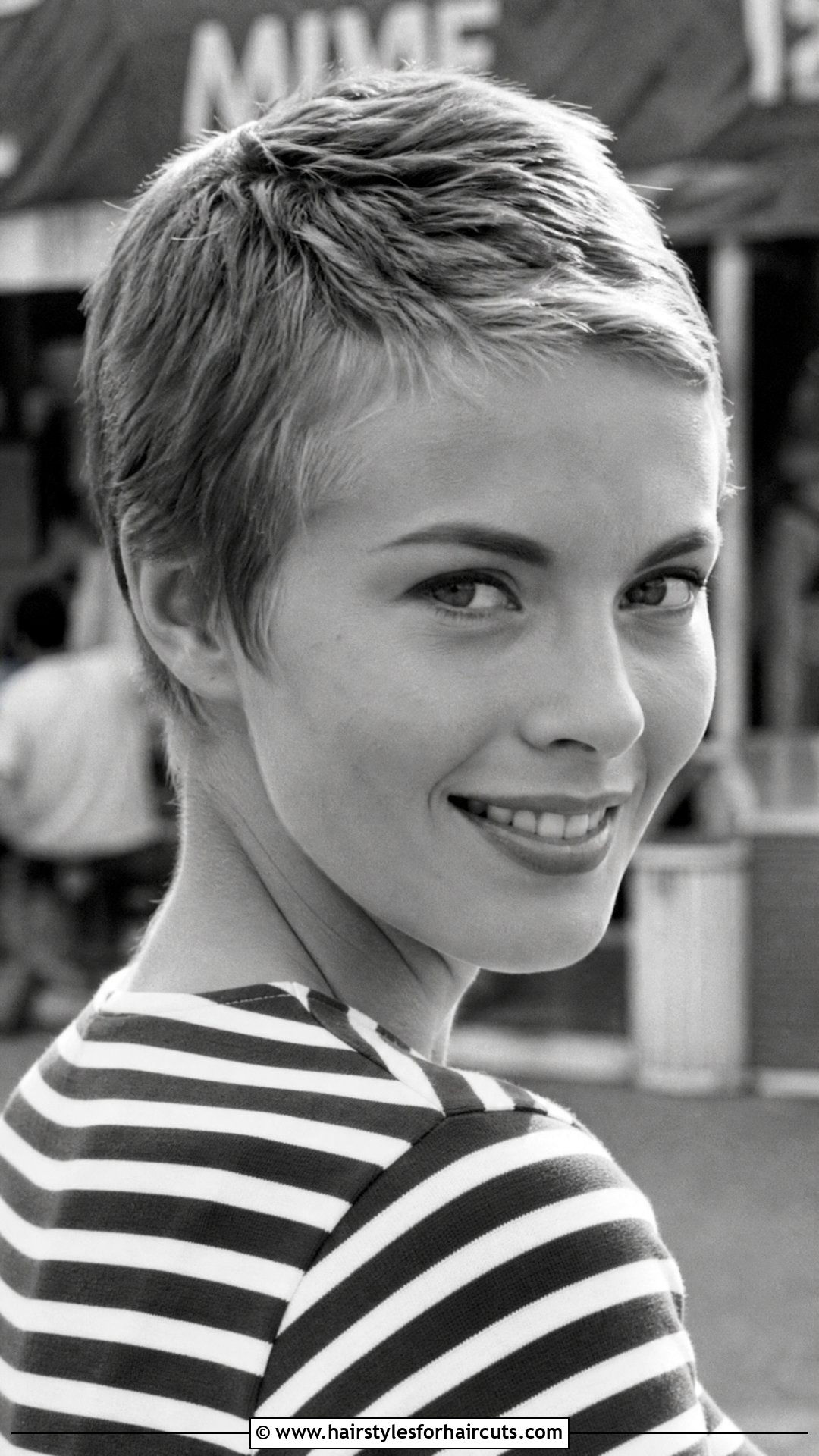 Jean Seberg Ultra Short Pixie - 25 pixie 1960s hairstyles for short hair - 25 pixie 1960s hairstyles for short hair