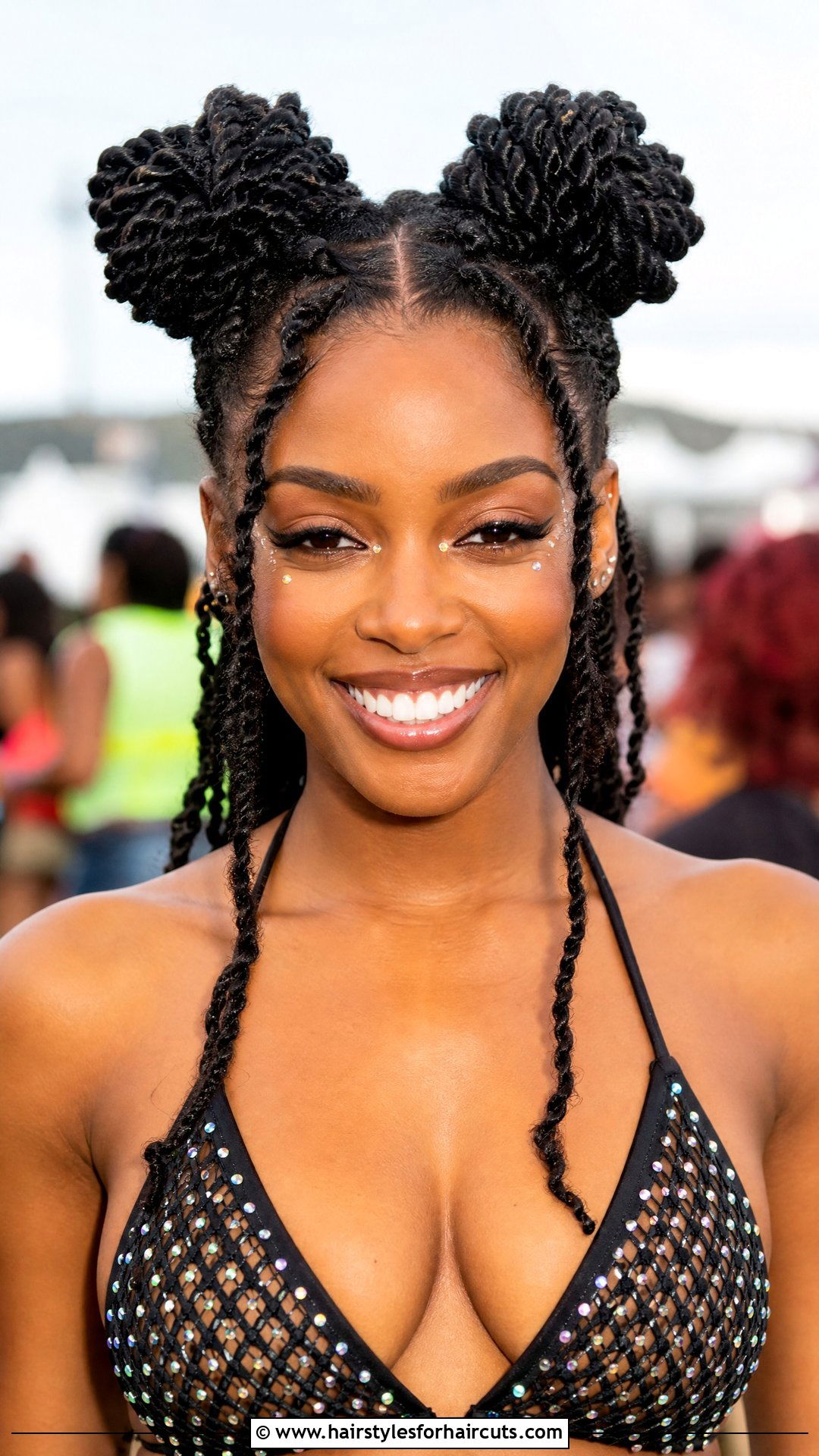 Kinkin Space Buns - 25 kinkin hairstyles - 25 kinkin hairstyles
