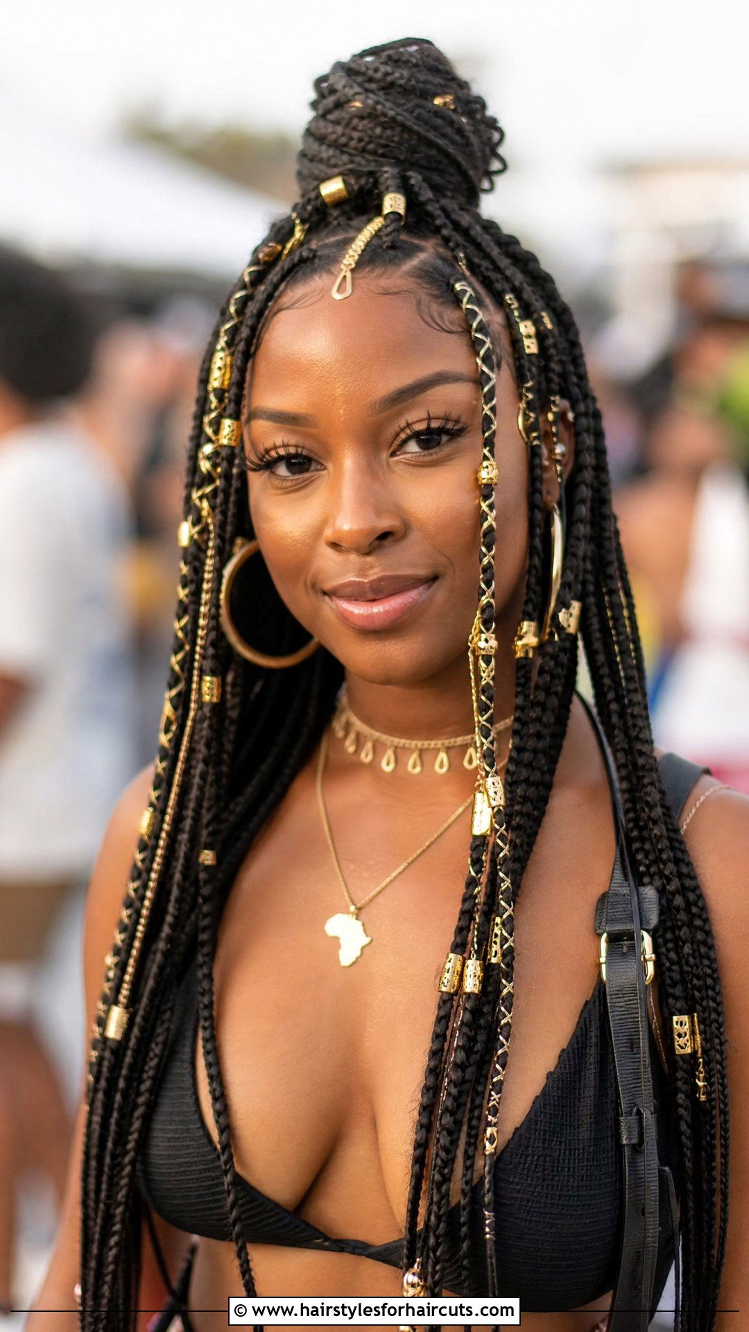 Knotless Braids With Accessories - 25 hairstyles with extensions for black hair braids - 25 hairstyles with extensions for black hair braids