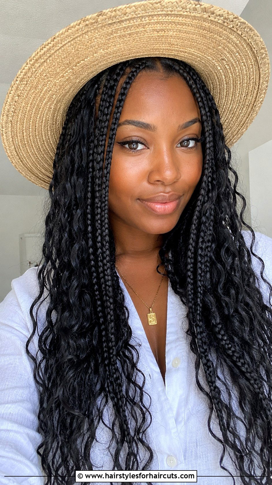 Knotless Braids for Beach Day - 25 beach hairstyles for curly hair - 25 beach hairstyles for curly hair
