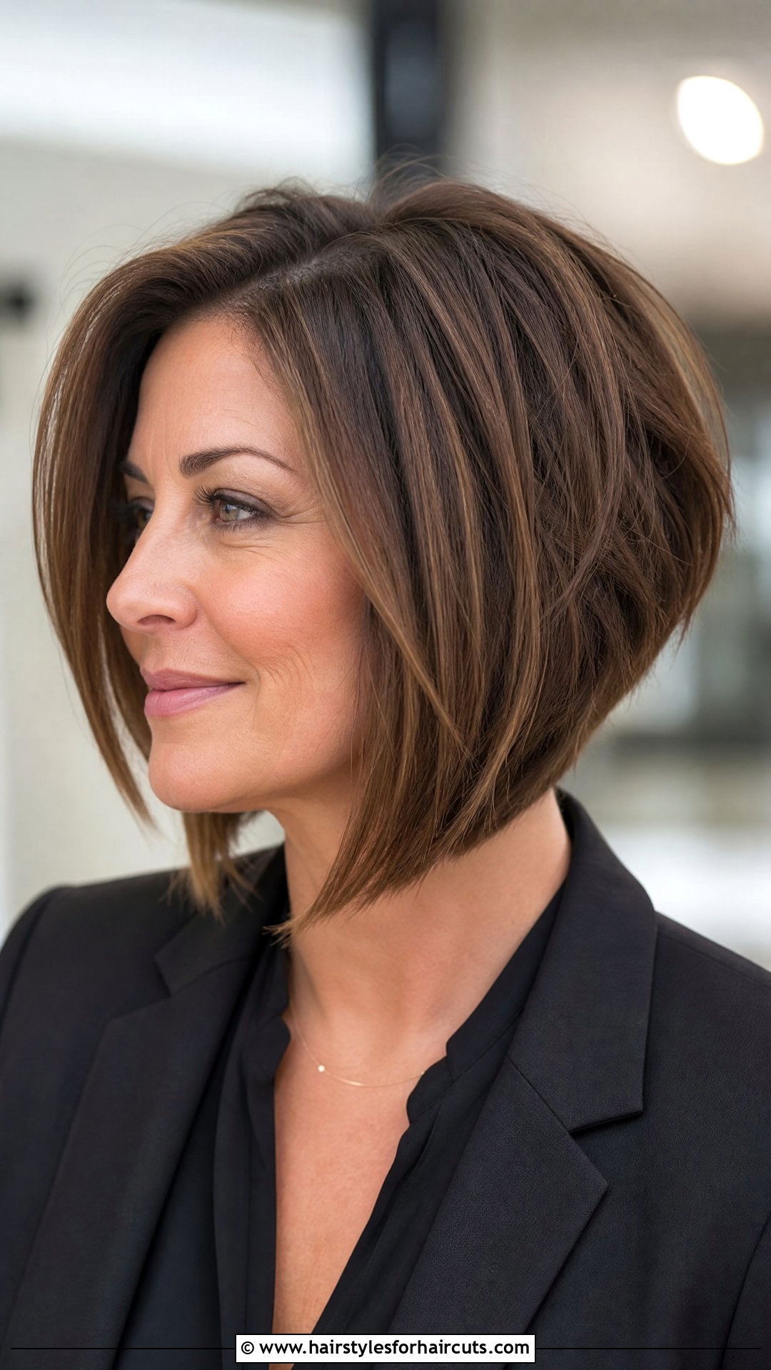 Layered Angled Bob - 25 layered haircuts fine hair - 25 layered haircuts fine hair