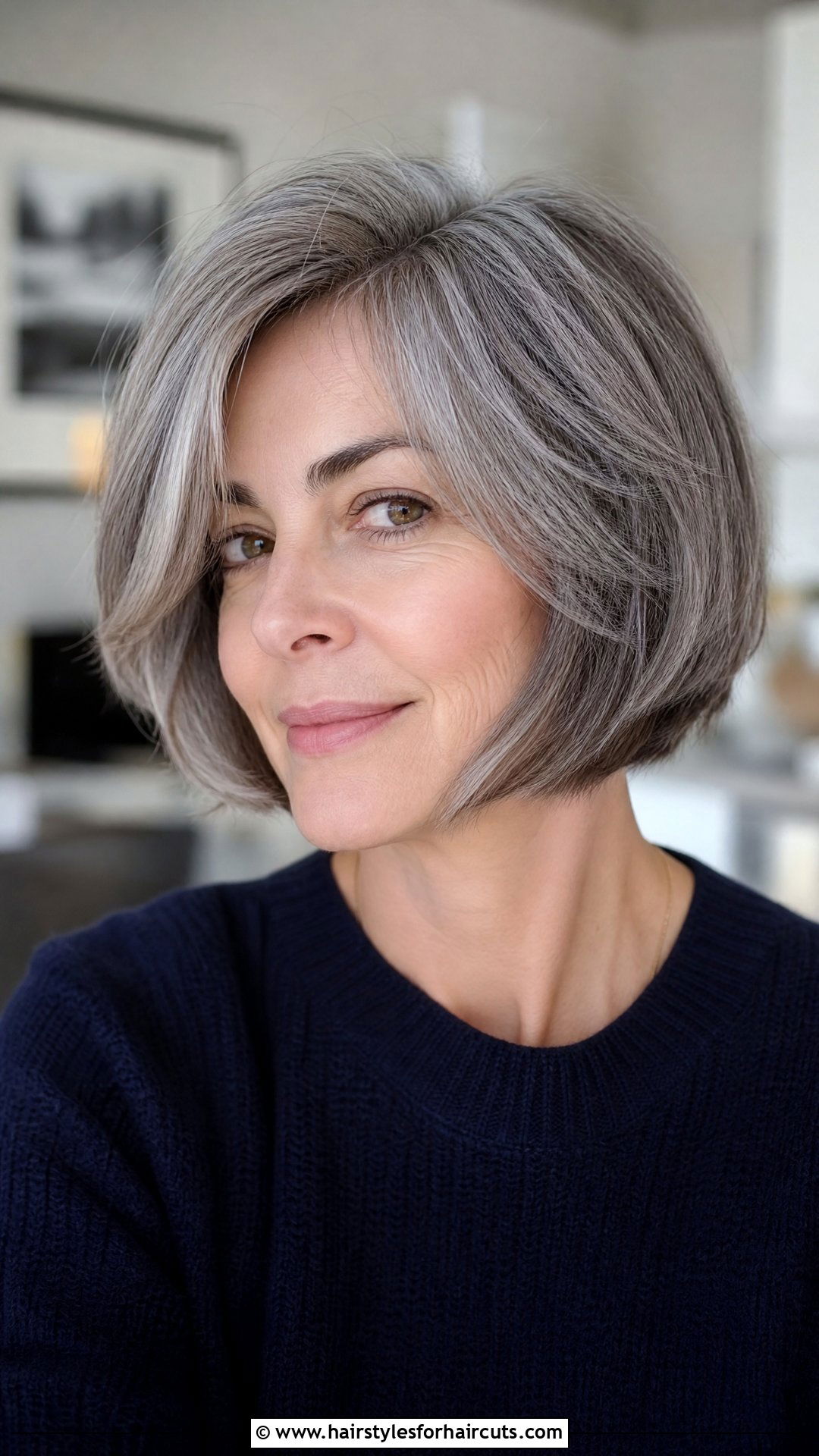 Layered Bob For Gray Hair - 25 medium haircuts for gray hair - 25 medium haircuts for gray hair