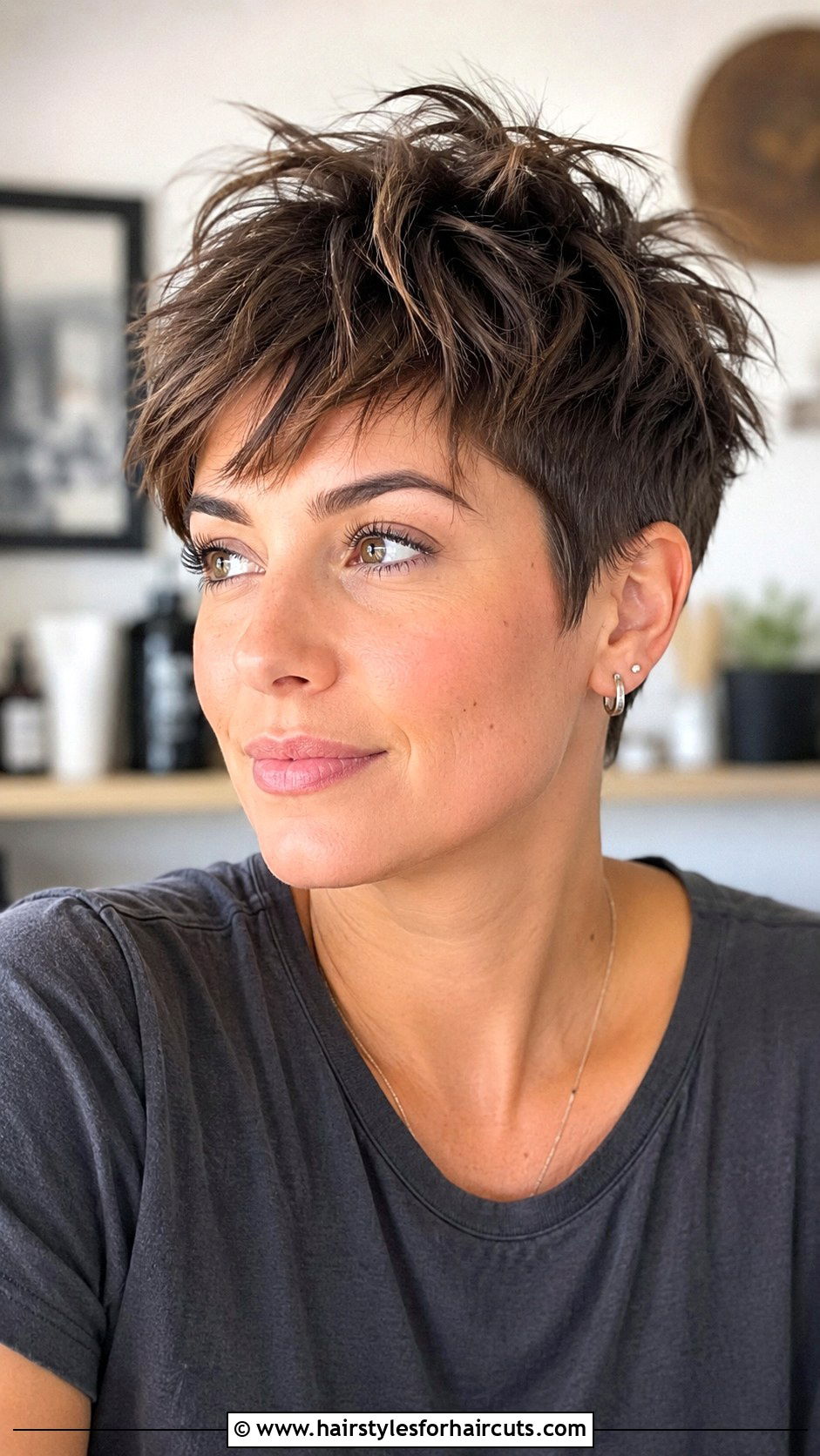 Layered Boho Pixie Cut - 25 boho hairstyles short hair - 25 boho hairstyles short hair