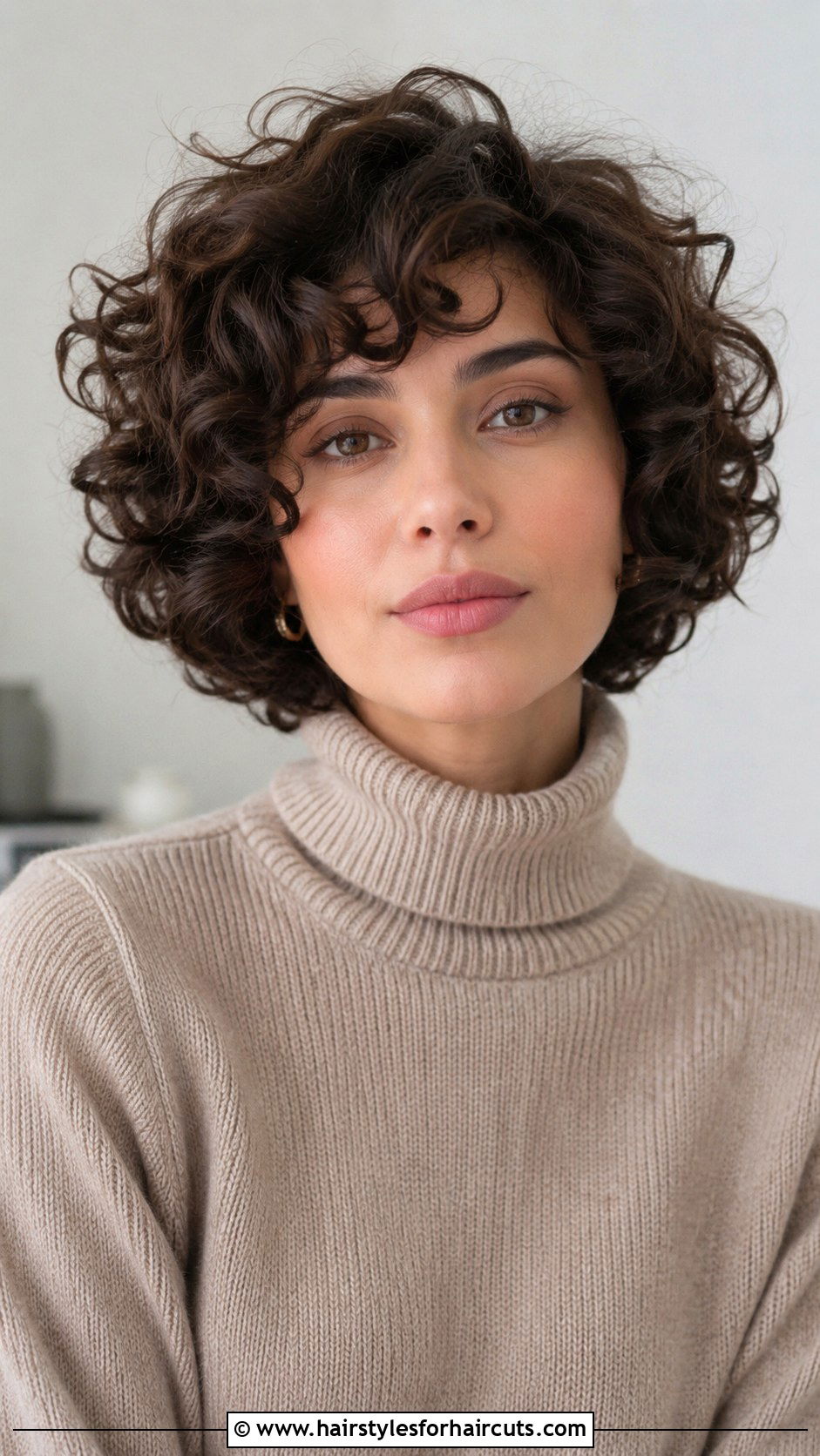Layered Curly Bob - 25 3b hairstyles - 25 3b hairstyles